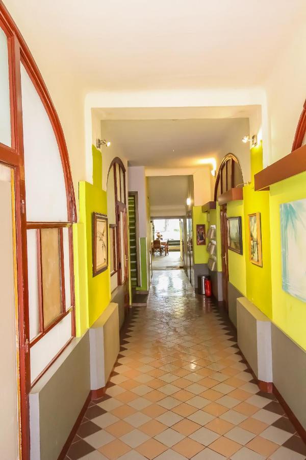 Queen Studio 3P Bs Wina Bagian luar foto